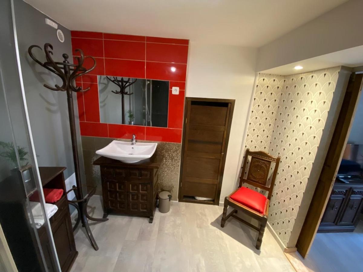 La Maison Du Paon- Josselin Aparthotel Exteriör bild